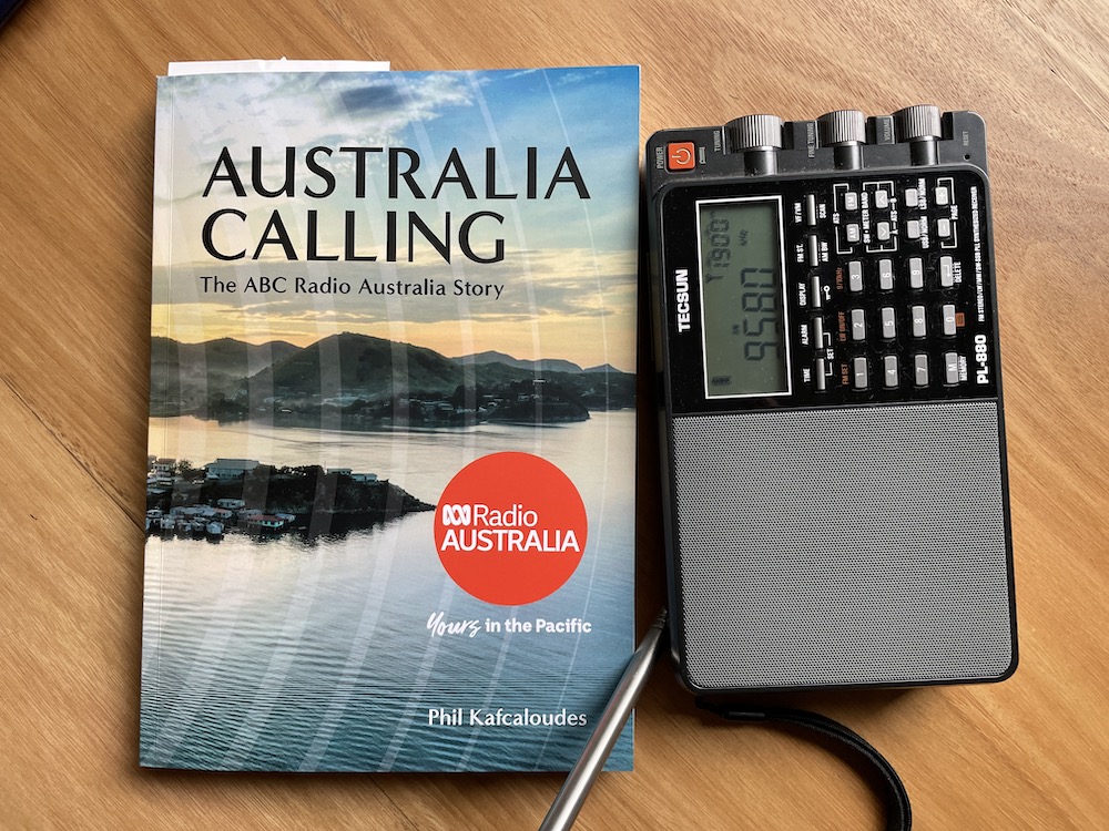 Australia Calling is an official history commissioned by ABC International. The frequency shown on the receiver was used for Radio Australia’s shortwave transmission, and is now occupied by China Radio International.