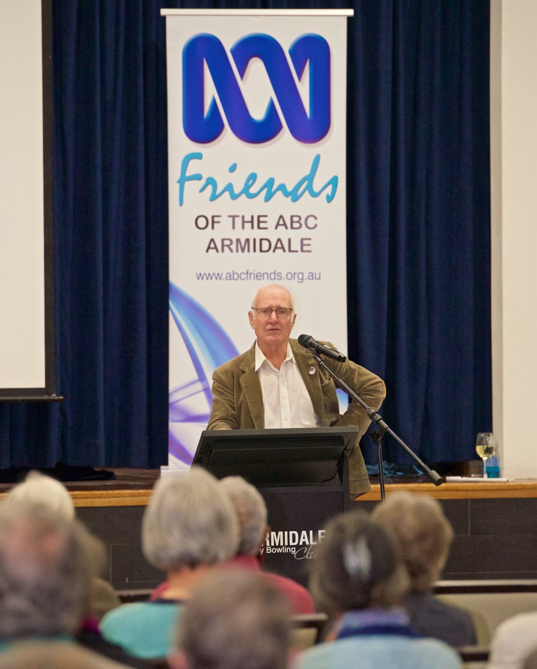 A popular speaker. Robyn spends much of his time travelling in the country regions, visiting schools, universities, festivals, conferences and public events. ABC Alumni’s speakers’ service organised for him to address this ABC Friends meeting last month in Armidale NSW. Picture: Dave Robinson